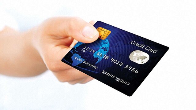 772971-credit-card-shutterstock